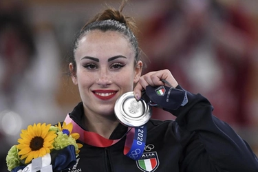 Vanessa Ferrari, alle Olimpiadi un miracolo d'argento. Dal dramma alla medaglia