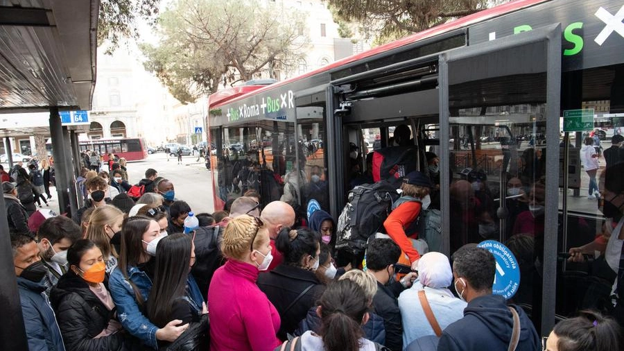 Un'immagine dello  sciopero nazionale del trasporto pubblico locale a Roma, 25 febbraio