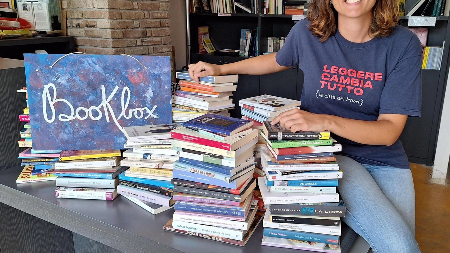

"200 libri donati a La Fornace di Maiolati Spontini dalla blogger Elisa Tosti"