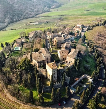 Castello di Serravalle comprato da un americano: la storia dal Medioevo a oggi