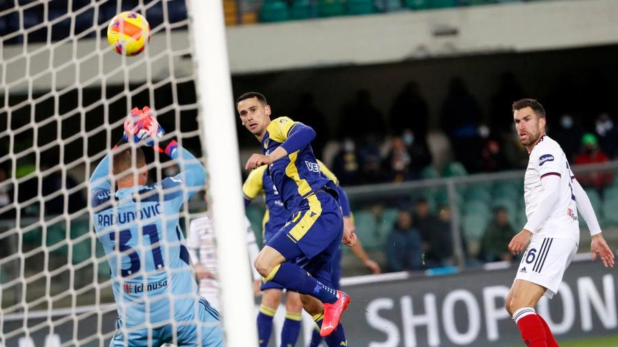Verona-Cagliari finisce 0-0
