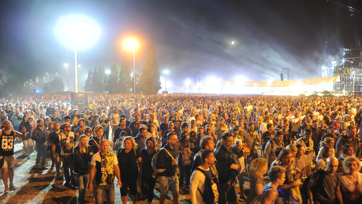 Modena Park, il deflusso dei fan dopo il concerto di Vasco Rossi (foto Fiocchi)