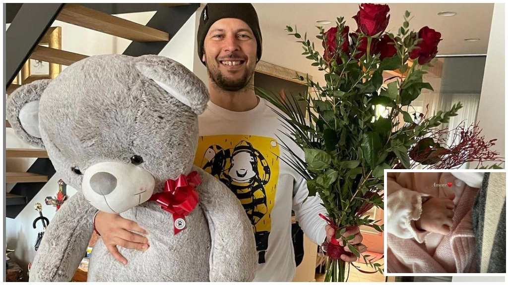 Matteo Giunta è arrivato a casa con rose e un orsacchiotto gigantesco, la moglie risponde con un post ironico su Instagram: “Abbiamo spostato mobili, letti, armadi per far stare la bambina… Vorrei ucciderlo”