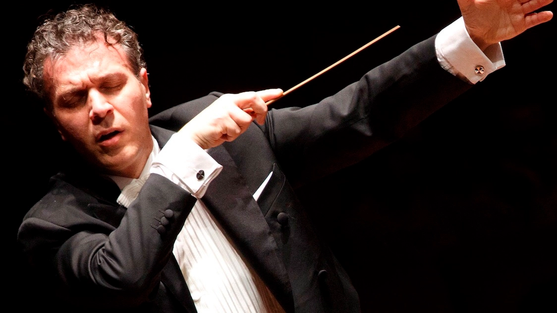 Il Maestro Luigi Piovano dirige l'Orchestra Filarmonica Machigiana il 14 dicembre