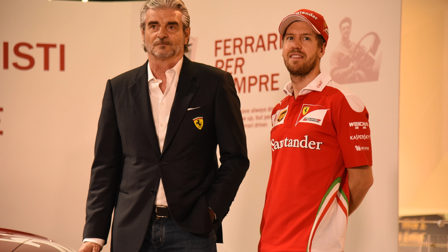 Vettel con Arrivabene a Maranello