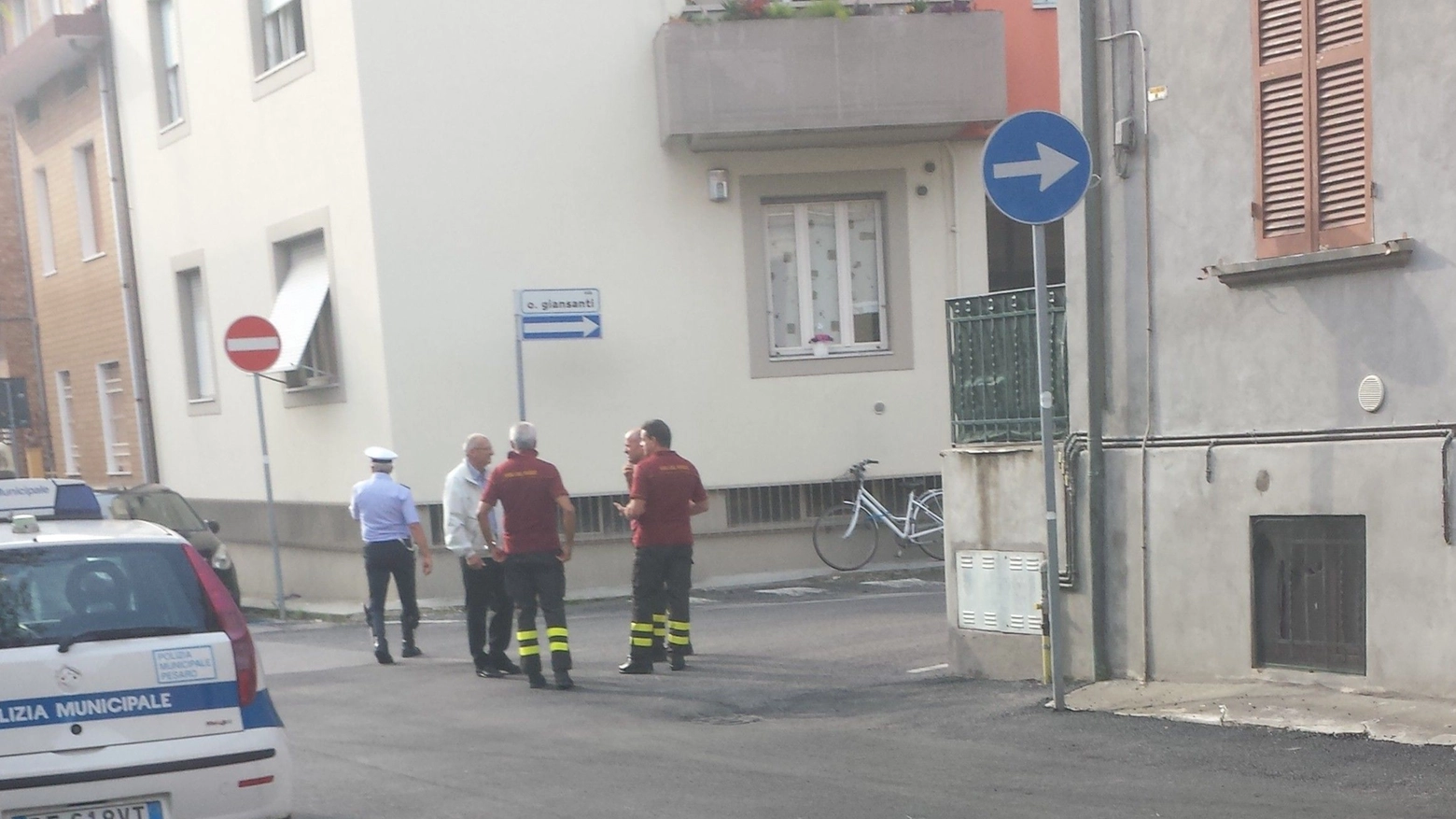 Allarme gas tossico in centro a Pesaro. Ma è peperoncino nel microonde