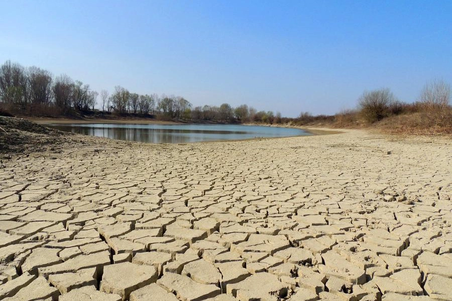 La siccità del Po si fa sempre più allarmante (foto Dire)