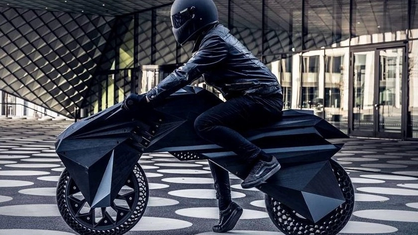 Il primo prototipo di motocicletta elettrica completamente stampata in 3D