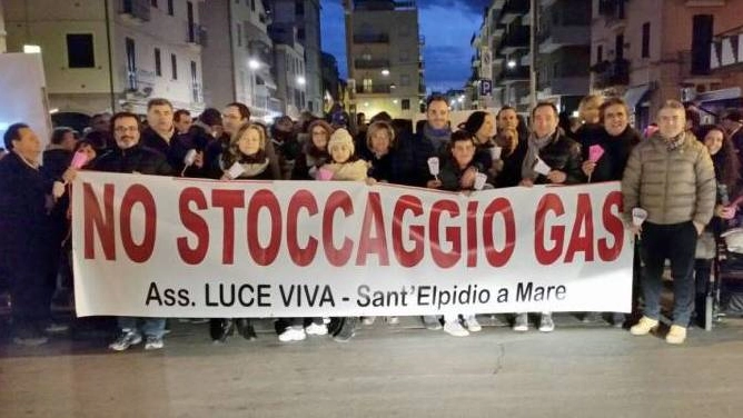 L’associazione ‘Luce Viva’ alla manifestazione di protesta di San Benedetto