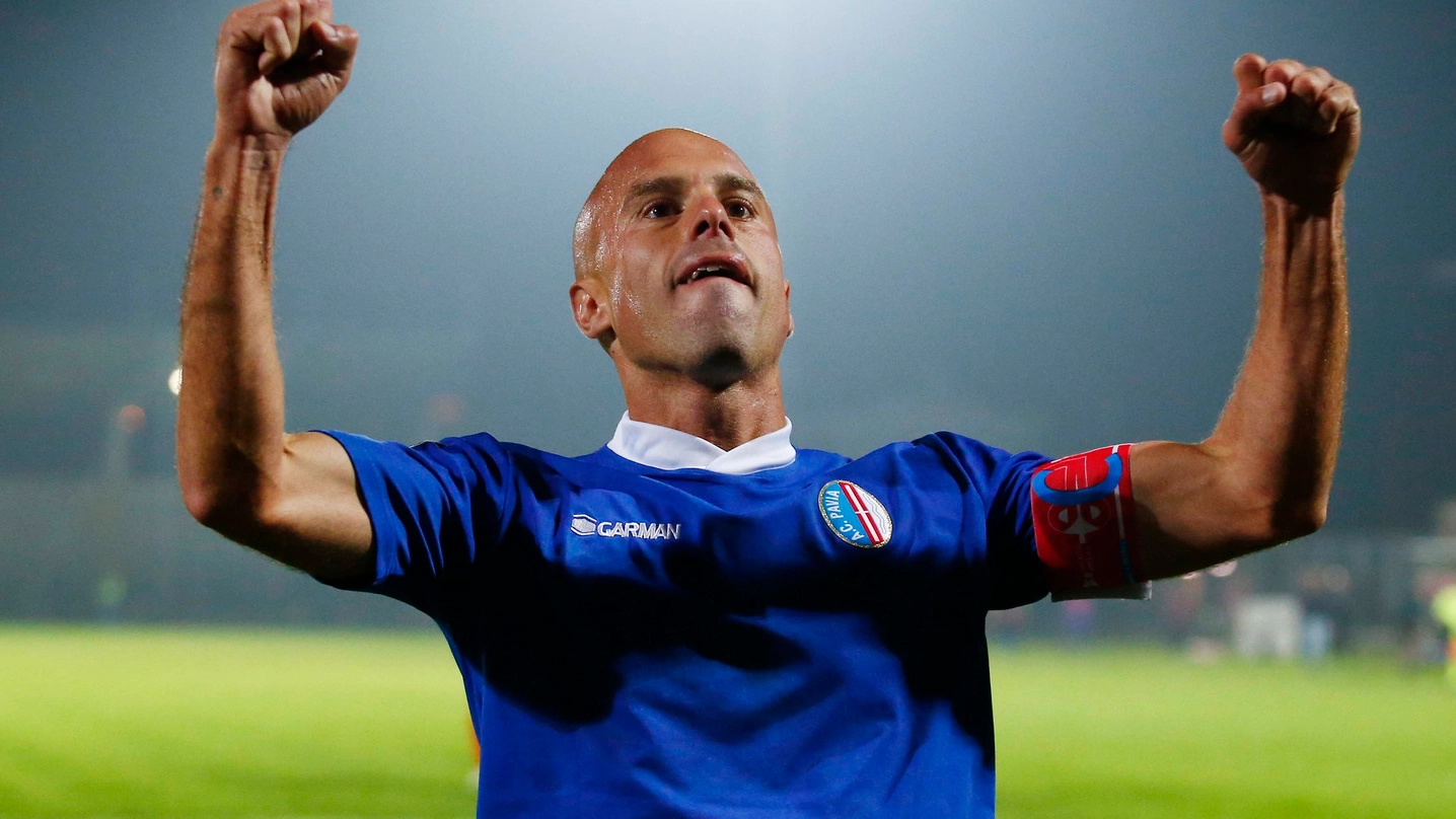L’ex calciatore dell’Ascoli, Andrea Soncin, qui con la maglia del Pavia (Foto LaPresse)