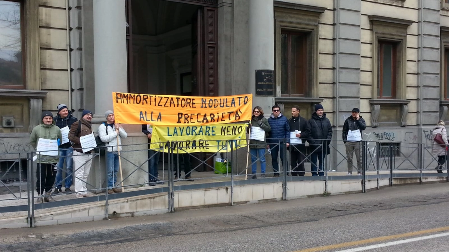 Il gruppo dei Disoccupati Piceni: "Chiediamo un welfare sociale adeguato"