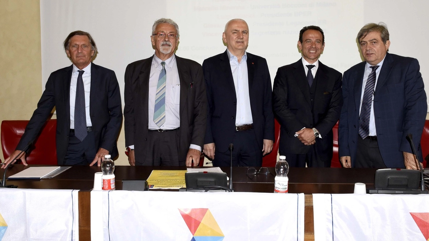 Da sinistra Luigi Odorici, Roberto Zapparoli, Vincenzo Colla, Marcello Minnella e Giovanni Monti