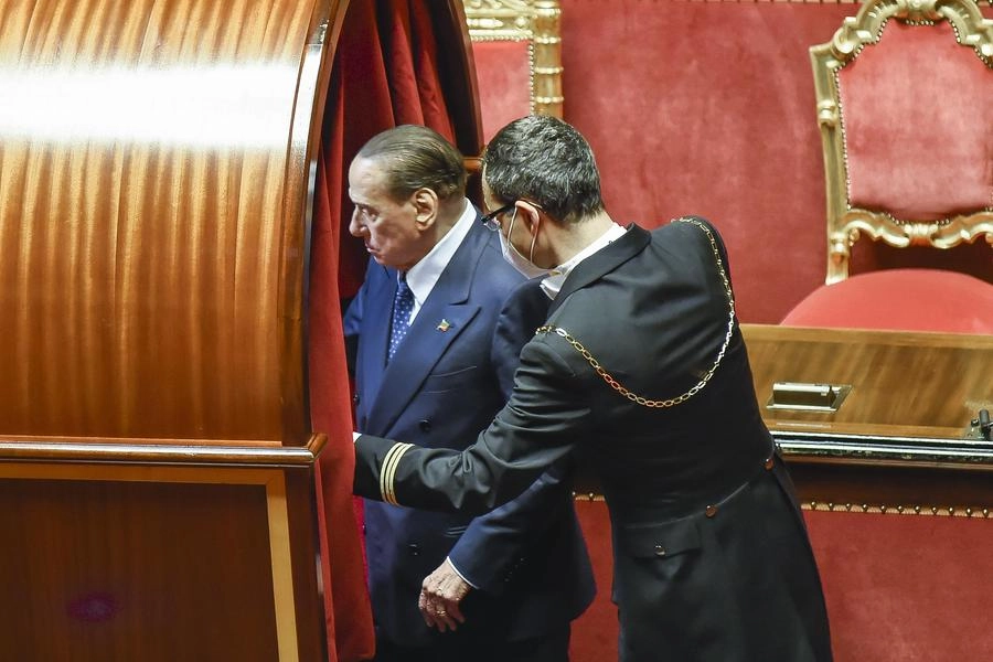 Silvio Berlusconi al voto per il presidente del Senato (ImagoE)