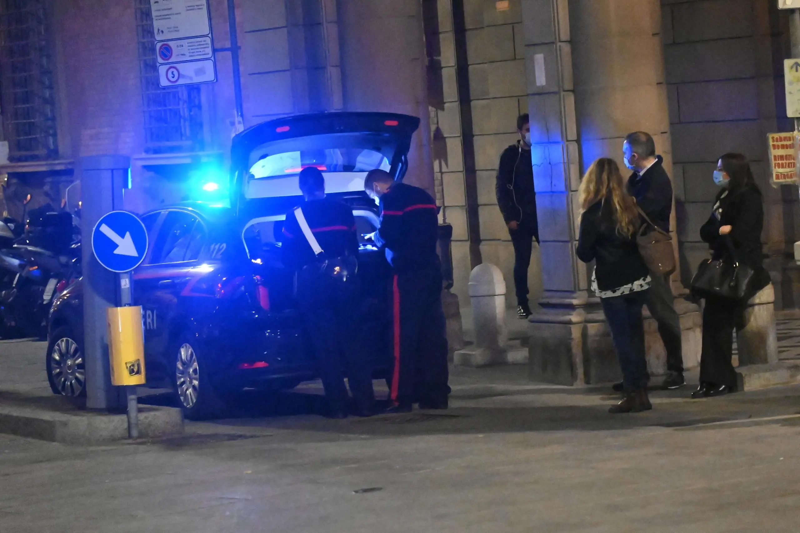 Parcheggio di via Renaccio, raid dei vandali sulle auto in sosta