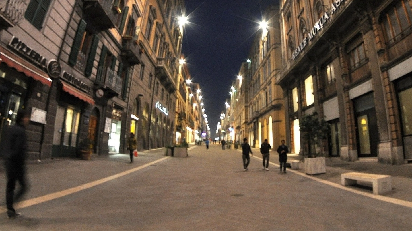 Corso Garibaldi praticamente deserto (foto Antic)
