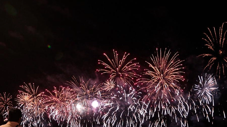 I fuochi d'artificio del 2021 visti da Marina di Ravenna