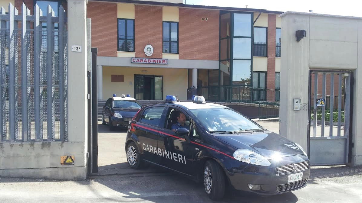 I carabinieri di Carpi all'uscita della caserma 