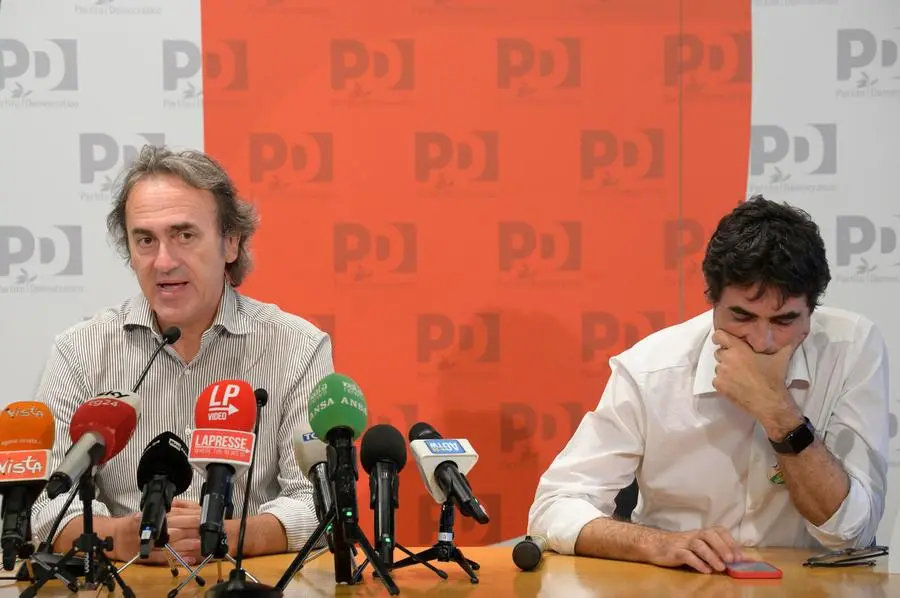Verdi contro Salvini al Viminale: "Ha procedimento penale aperto da ministro dell'Interno"
