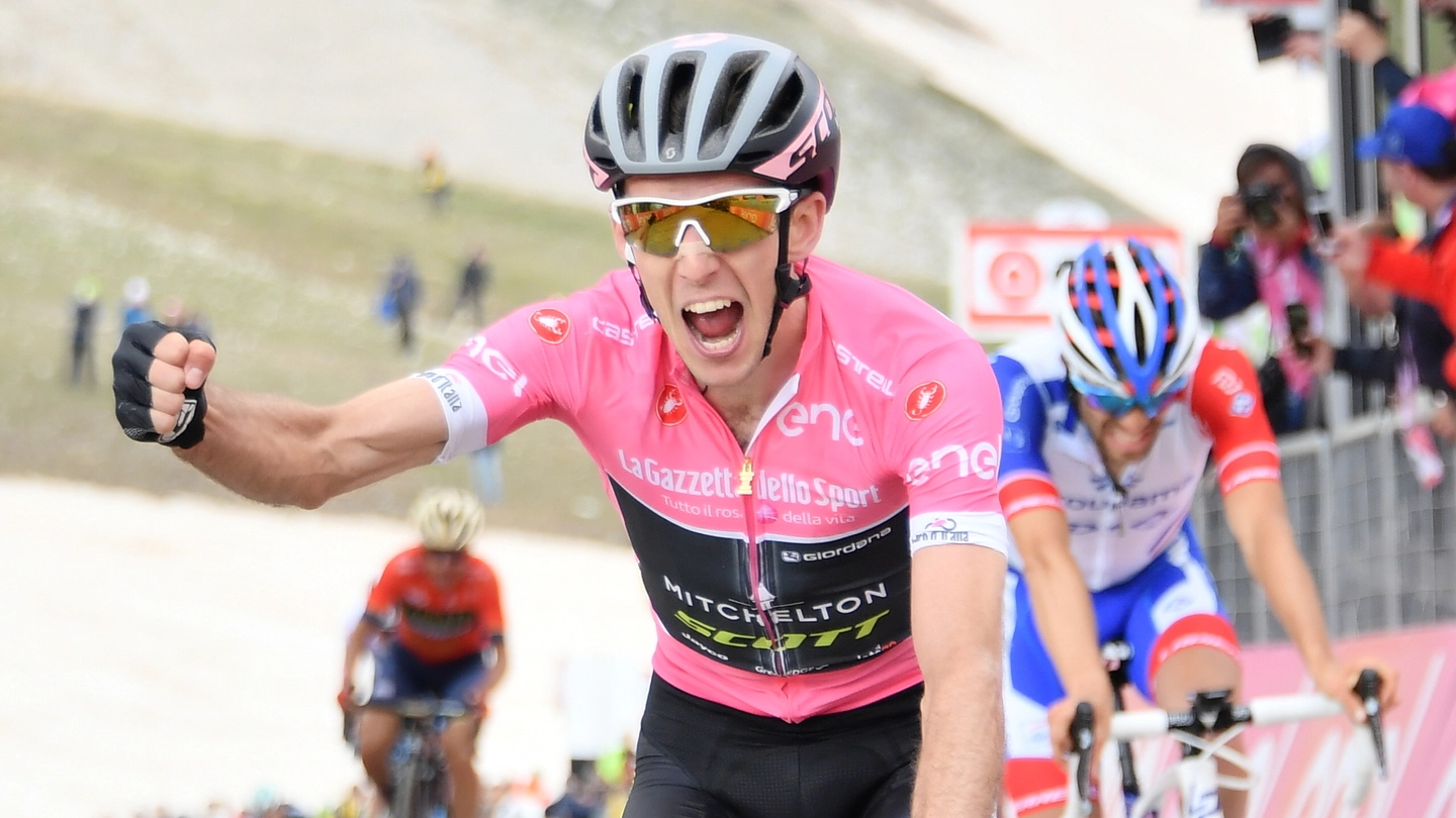 Giro, Yates vince sul Gran Sasso (LaPresse)