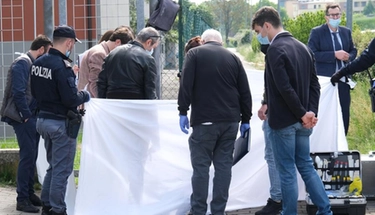 Komais Jeriri morto davanti alla scuola Wiligelmo di Modena: orrore all'alba