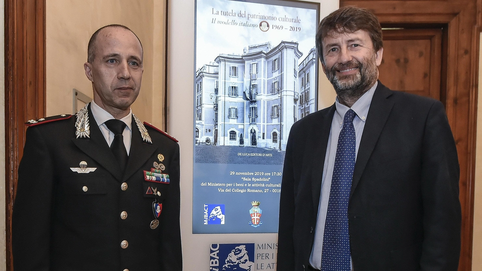 Il generale e scrittore Roberto Riccardi insieme al vicepremier e ministro Franceschini