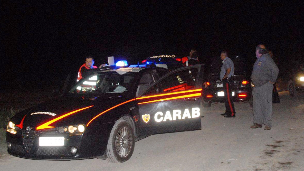I carabinieri hanno arrestato un 38enne, accusandolo di altri tre furti di carburante
