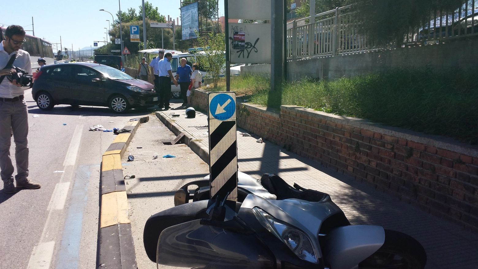 Incidente in via Flaminia a Falconara (foto Pascucci)