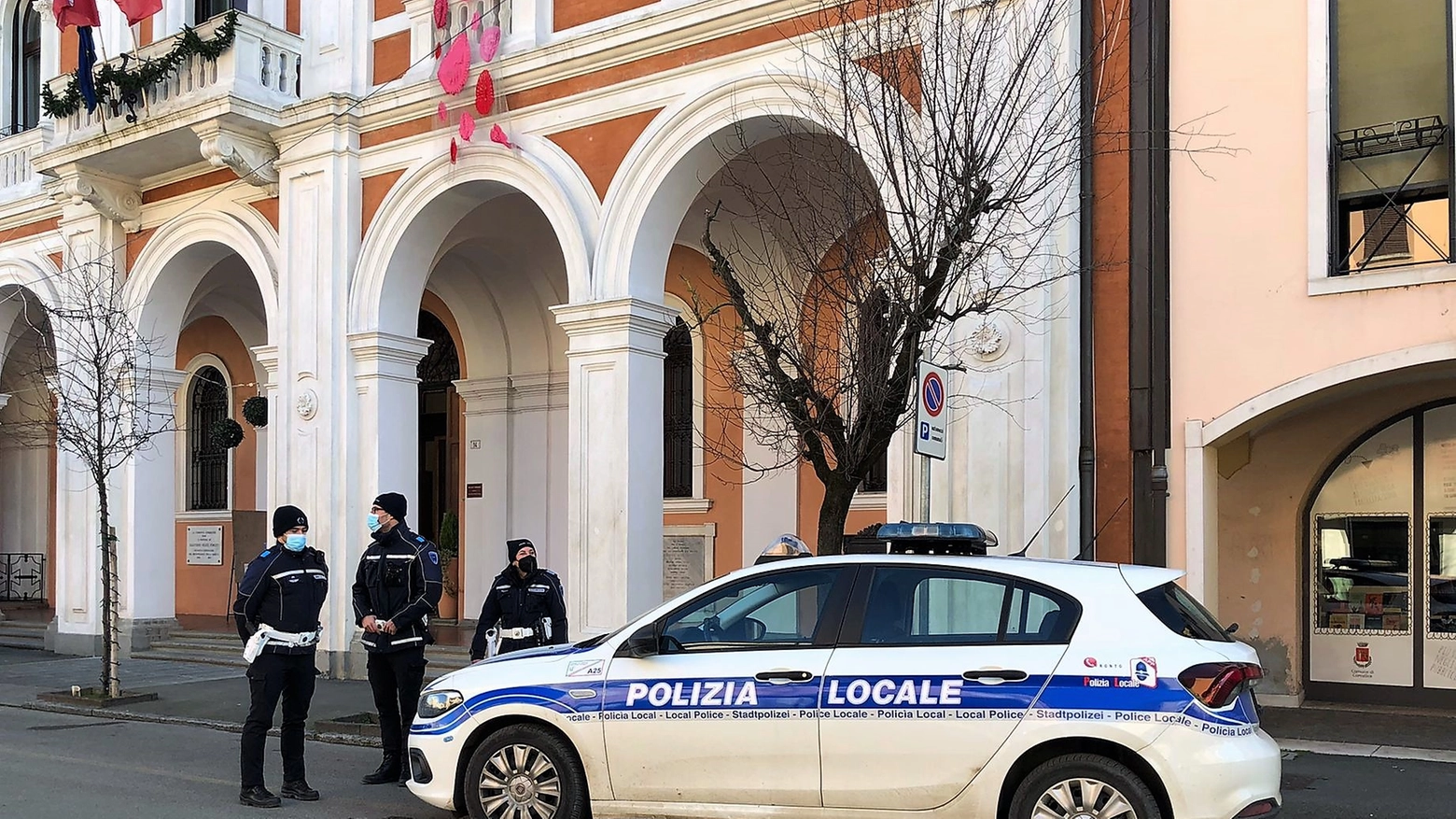 Agenti del Presidio di Conselice dell Polizia Locale della Bassa Romagna (Scardovi) 