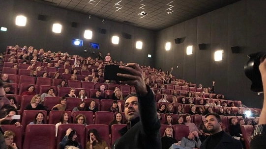 Il selfie di Argentero (Foto Concolino)