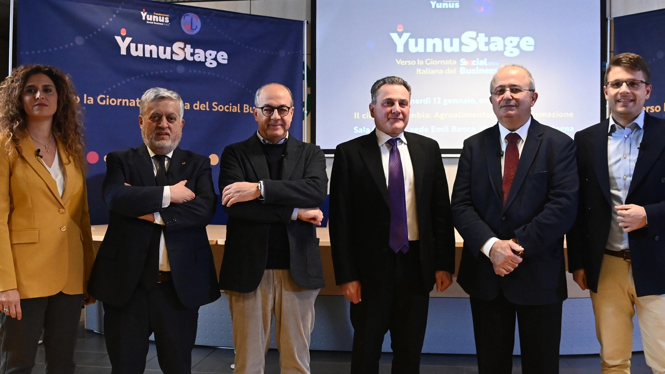L’incontro organizzato dalla Fondazione Yunus Italia nella sede di Emil Banca Bologna