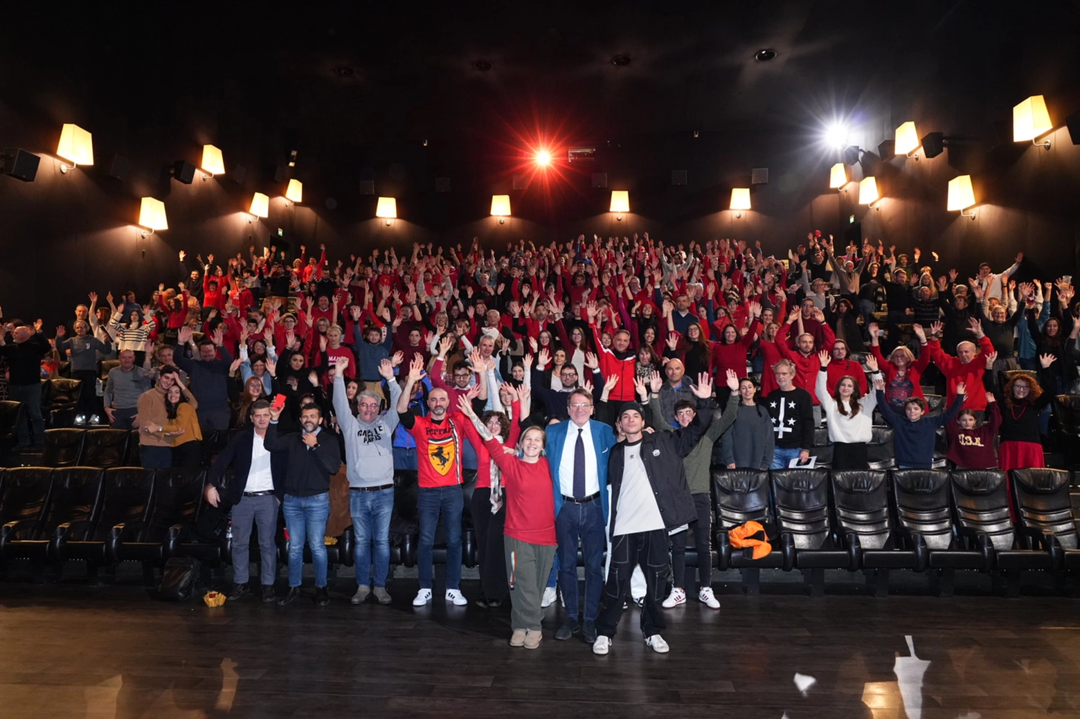 Cinema presi d'assalto a Modena e Maranello per l'anteprima del film 'Ferrari'