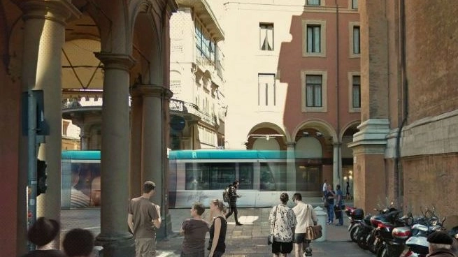 Il rendering del passaggio del tram in via Indipendenza, come previsto dal percorso