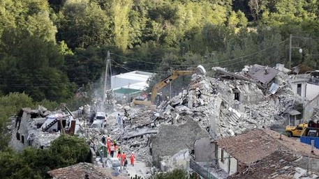 Pescara del Tronto rasa al suolo dal terremoto