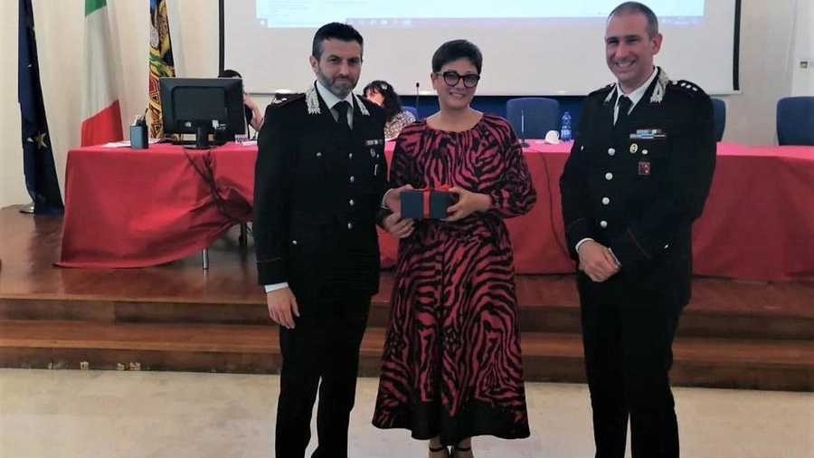 la relatrice Cavallaro premiata dai vertici dei carabinieri 