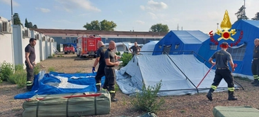 Tendopoli per i migranti a Bologna: “Ne arriveranno 800”