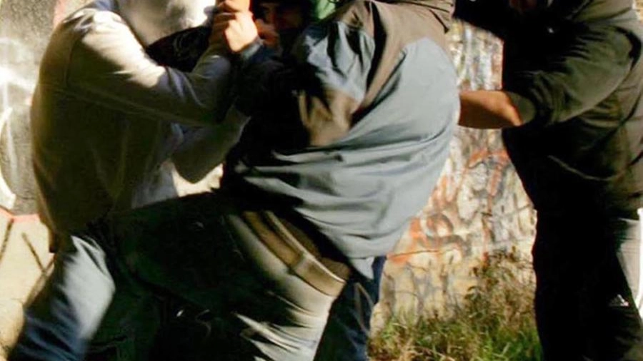 La violenta aggressione è avvenuta in zona stazione a Casalecchio (foto d’archivio)