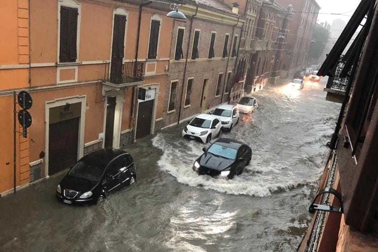 La bomba d'acqua su Ferrara nell'agosto scorso
