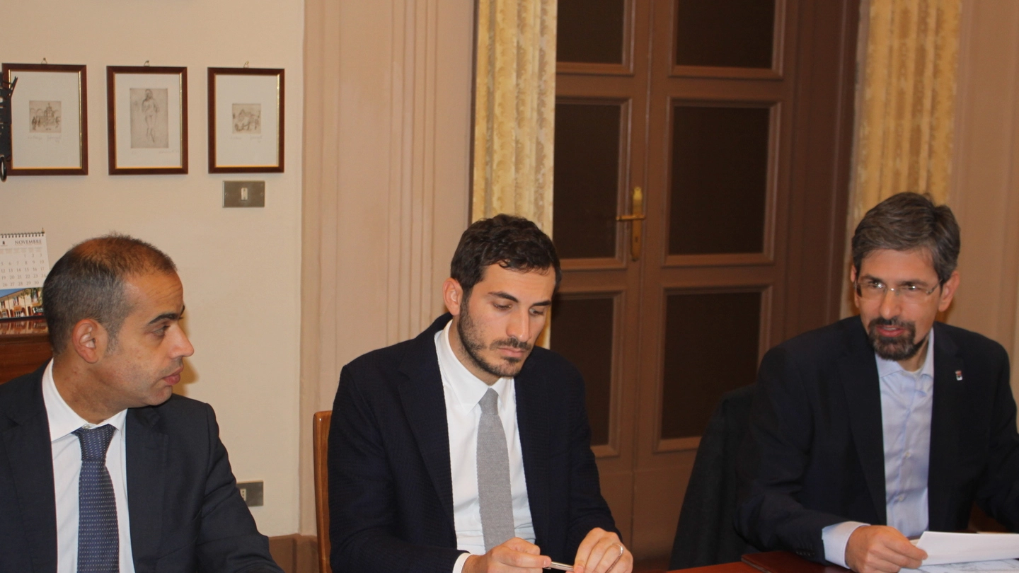 I tre amministratori: Acerbi, da destra, il sindaco e Castorri