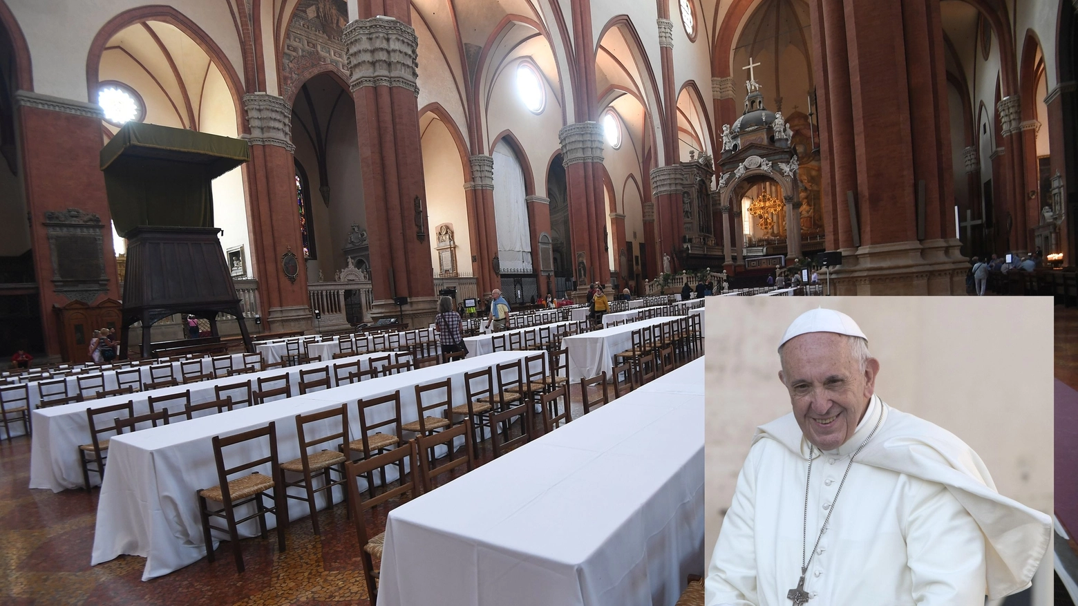 I tavoli allestiti in San Petronio per il pranzo del Papa con i poveri