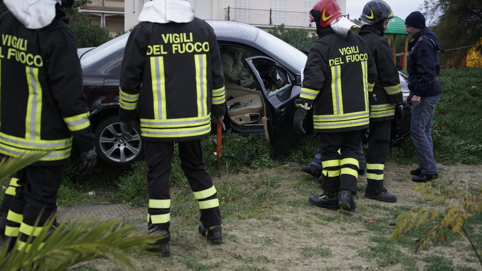 Il singolare incidente a Lido di Fermo (Foto Zeppilli)