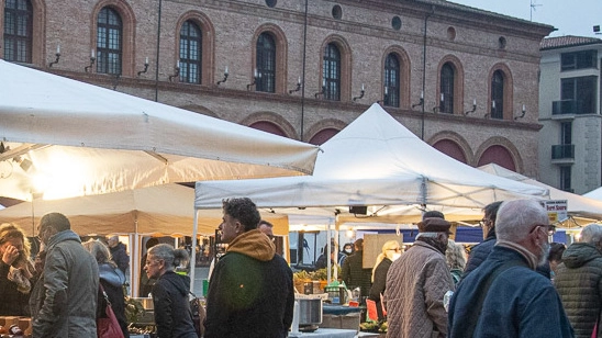 Domani in piazza Matteotti esposizione di macchine agricole, mostra-mercato e street food