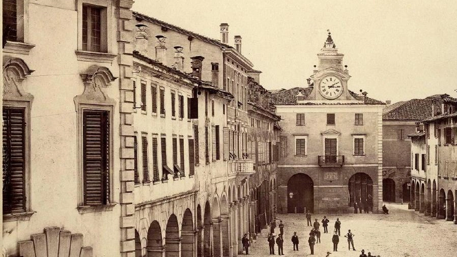 

"Correggio 1880-2020: Istanti distanti, un confronto fra foto d'epoca e d'oggi"