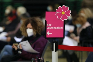 Vaccino covid ai bambini, in Toscana 4800 prenotazioni in due ore