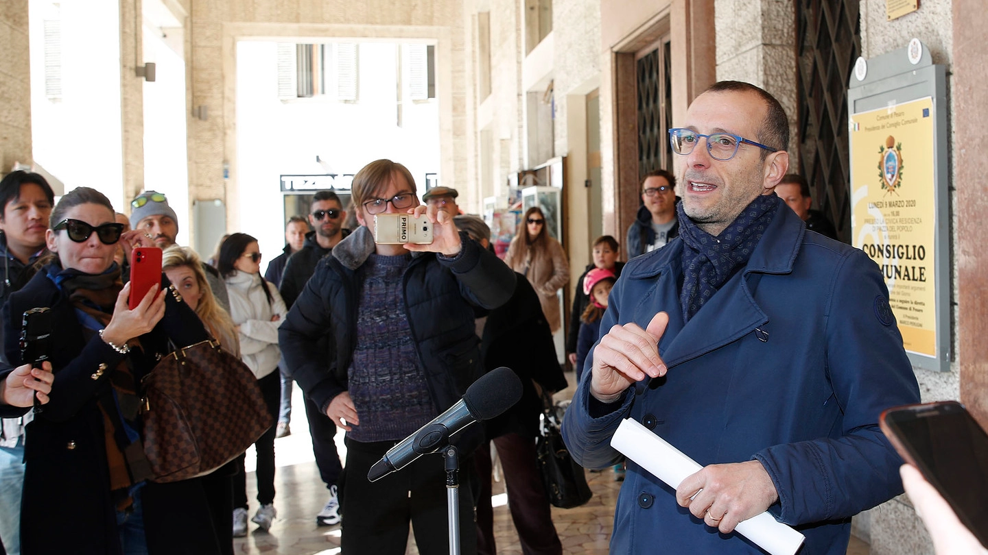 La conferenza stampa del sindaco Matteo Ricci (Fotoprint)