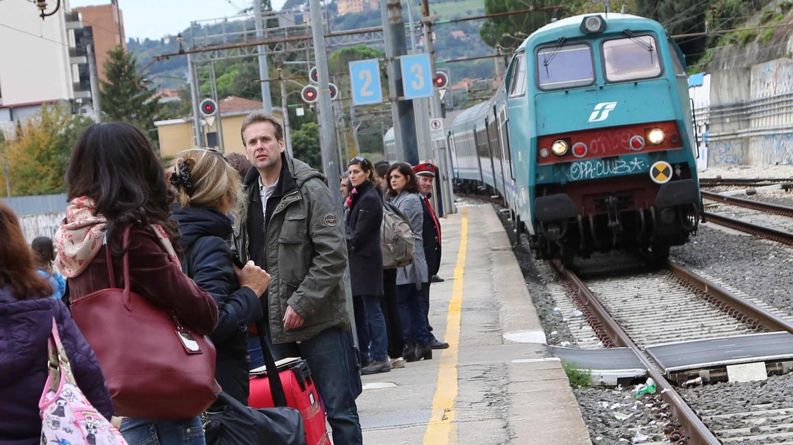 Rimini, treni bersaglio dei vandali. Disagi sulla Bologna Ravenna (Repertorio Crocchioni)