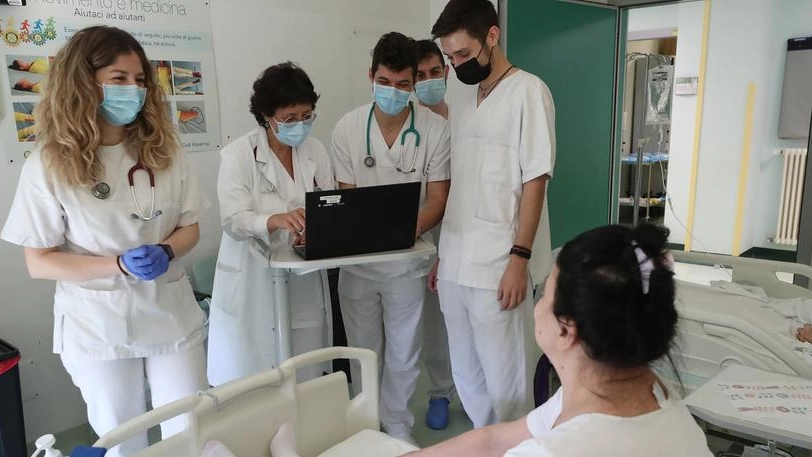 Ospedale Ravenna, rinforzi a medicina interna