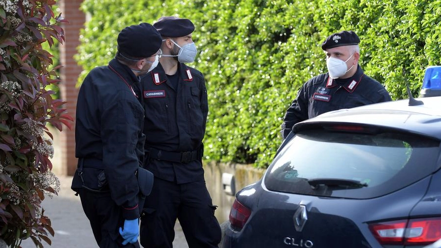 Giovane inglese sequestrato per giorni: blitz dei carabinieri (foto Ansa)