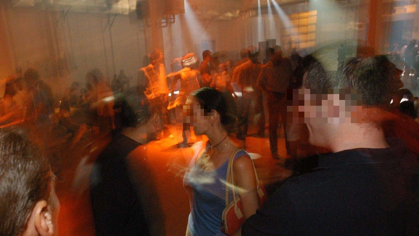 Giovani in discoteca (foto di repertorio)