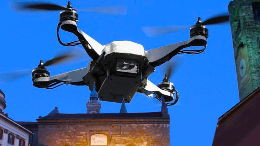 Un drone si libra in volo
