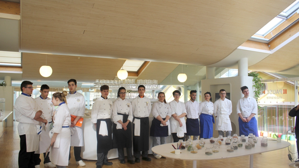 Foto di gruppo per i giovani chef